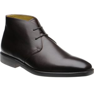 Herring Marsden mens rubber-soled Chukka boots in brown calf