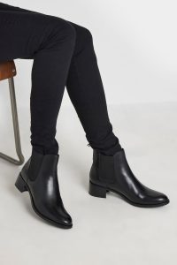 Lts Black Leather Block Heel Chelsea Boots In Standard Fit Size 8