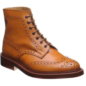Trickers Stow mens brogue boots in acorn calf