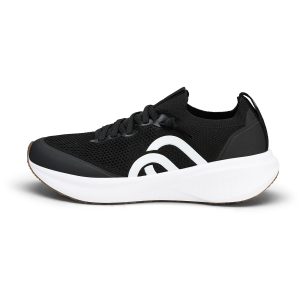 mahabis volare trainers in black x white -