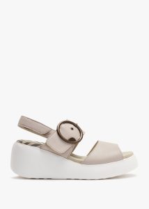 FLY LONDON Digo Cloud Leather Big Buckle Wedge Sandals 